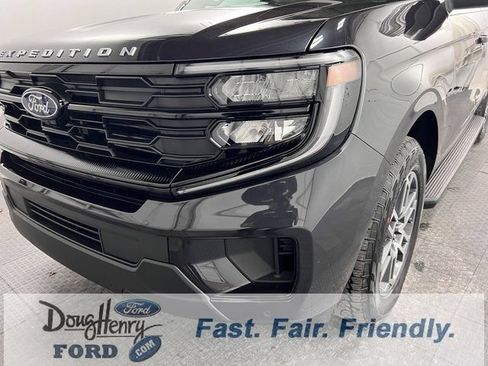 New 2026 Ford Expedition Max Active AWD/4WD image 14