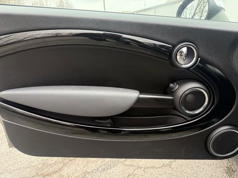 Used 2012 MINI Cooper Hardtop image 8