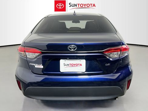 Used 2023 Toyota Corolla LE image 5