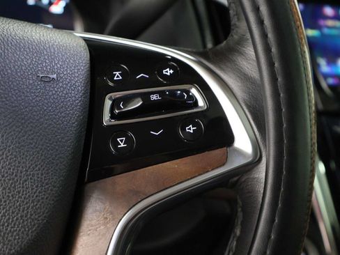 Used 2016 Cadillac Escalade ESV Luxury AWD/4WD image 26