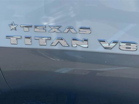 Used 2018 Nissan Titan Platinum Reserve w/ Platinum Utility Package image 21