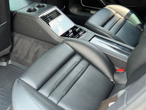 Certified 2023 Porsche Panamera 4S Executive AWD/4WD image 21