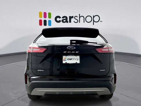 Used 2021 Ford Edge SEL w/ Cargo Accessory Package image 4
