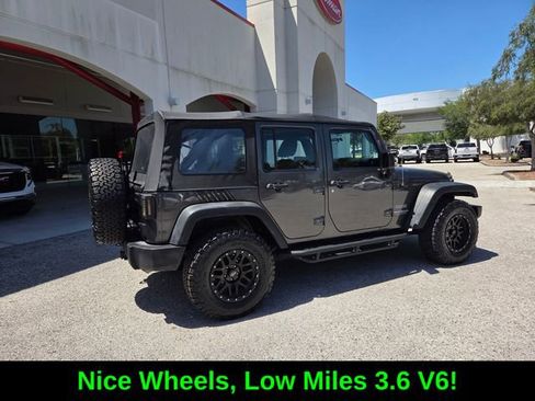 Used 2017 Jeep Wrangler Unlimited Sport AWD/4WD image 13
