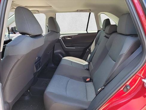 Used 2025 Toyota RAV4 XLE w/ Convenience Package FWD image 14