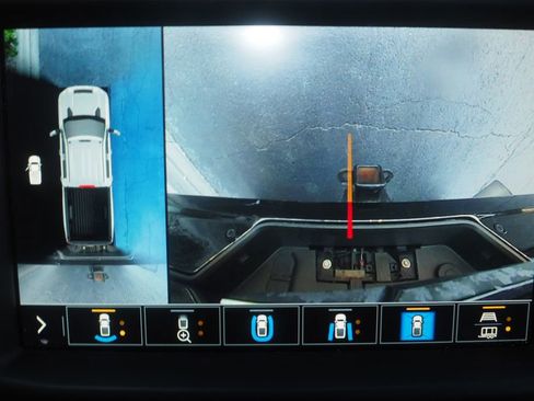 Used 2022 Chevrolet Silverado 3500 High Country AWD/4WD image 14