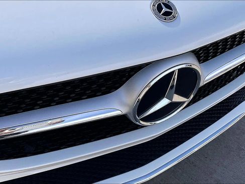 Used 2023 Mercedes-Benz CLA 250 4MATIC image 28