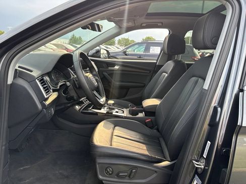 Used 2023 Audi Q5 2.0T Premium w/ Convenience Package AWD/4WD image 15