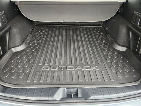 Used 2024 Subaru Outback Premium image 30