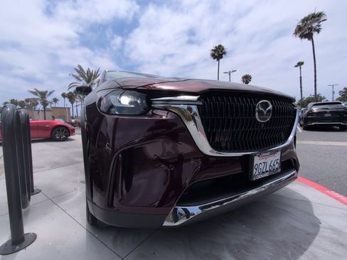 Used 2024 MAZDA CX-90 Plug-In Hybrid w/ Premium Plus AWD/4WD image 32