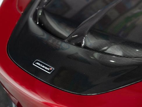 Used 2018 McLaren 720S image 14