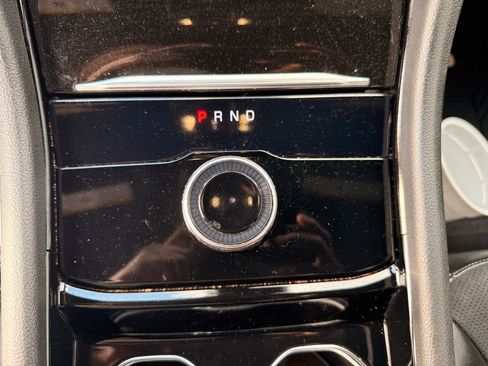 Used 2023 Jeep Grand Cherokee L Laredo image 17