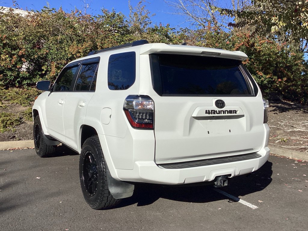 Certified 2019 Toyota 4Runner SR5 Premium AWD/4WD image 12