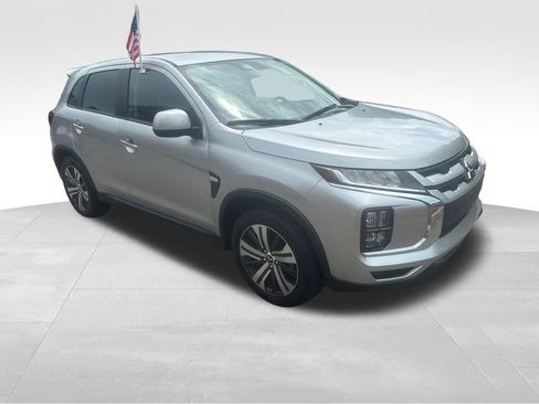 Used 2025 Mitsubishi Outlander Sport SE AWD/4WD image 33