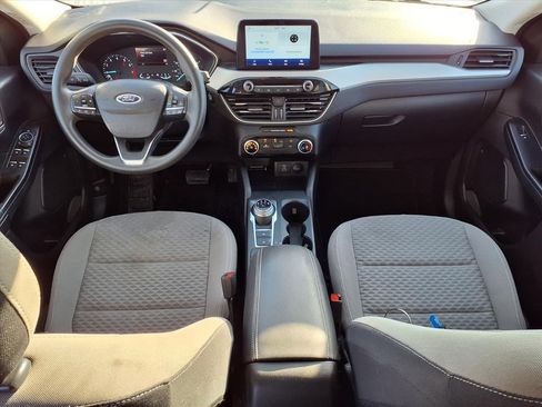 Used 2022 Ford Escape SE image 9