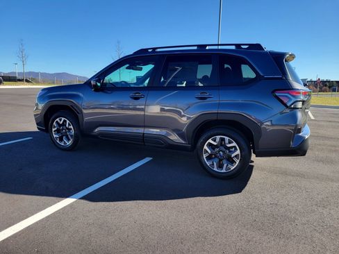 New 2026 Subaru Forester Premium AWD/4WD image 5