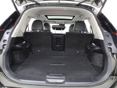 Used 2017 Nissan Rogue SL w/ SL Premium Package AWD/4WD image 18
