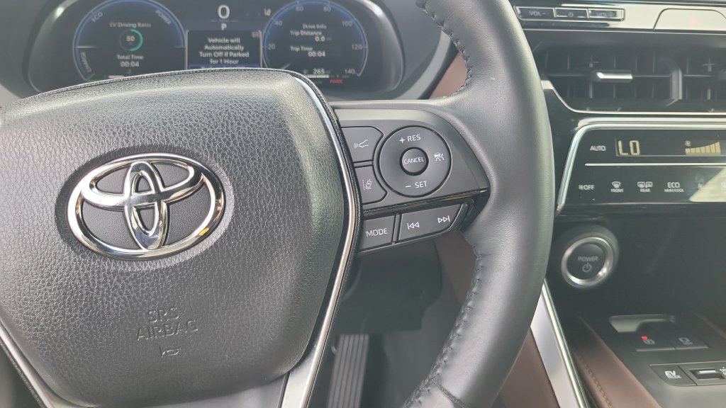 Used 2024 Toyota Venza Limited AWD/4WD image 20