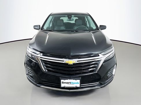 Used 2024 Chevrolet Equinox LT image 2
