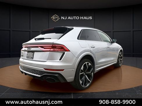 Used 2021 Audi RS Q8 w/ Carbon Optic Package AWD/4WD image 7