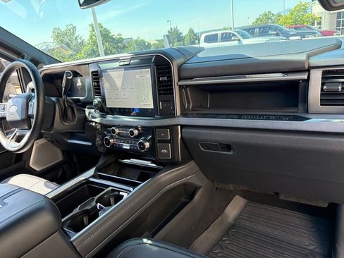 Used 2025 Ford F350 Platinum AWD/4WD image 29