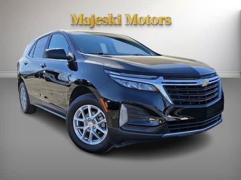 Used 2022 Chevrolet Equinox LT image 1