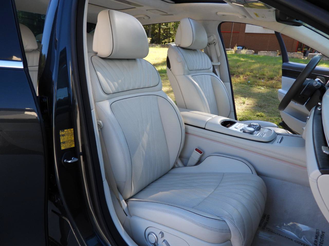 Used 2023 Genesis G90 3.5T AWD/4WD image 96