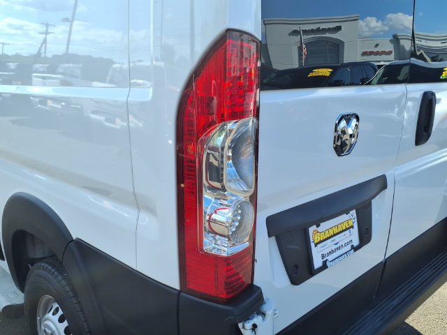 Used 2025 RAM ProMaster 2500 w/ U-Haul Equipment Group FWD image 16