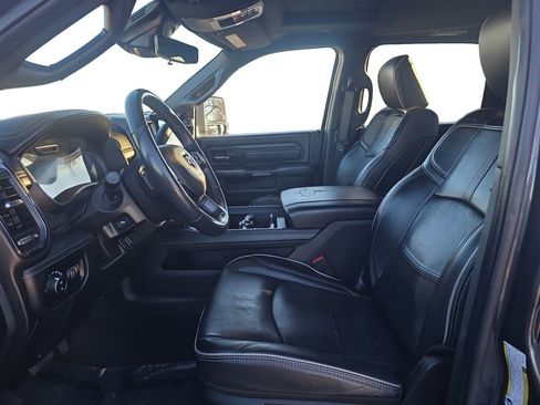 Used 2023 RAM 2500 Limited image 11