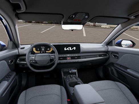 New 2025 Kia K4 LXS image 14