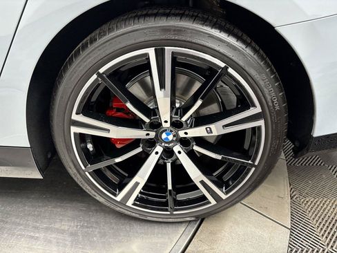 Used 2026 BMW 530i xDrive w/ M Sport Package AWD/4WD image 27