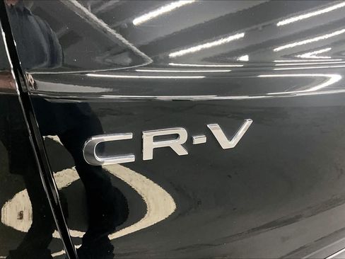 Used 2024 Honda CR-V LX image 9