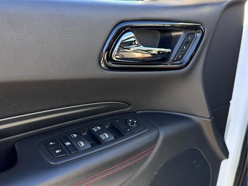 Used 2024 Dodge Durango GT image 8