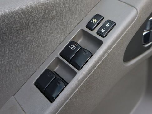 Used 2019 Nissan Frontier SV w/ Value Truck Package image 17