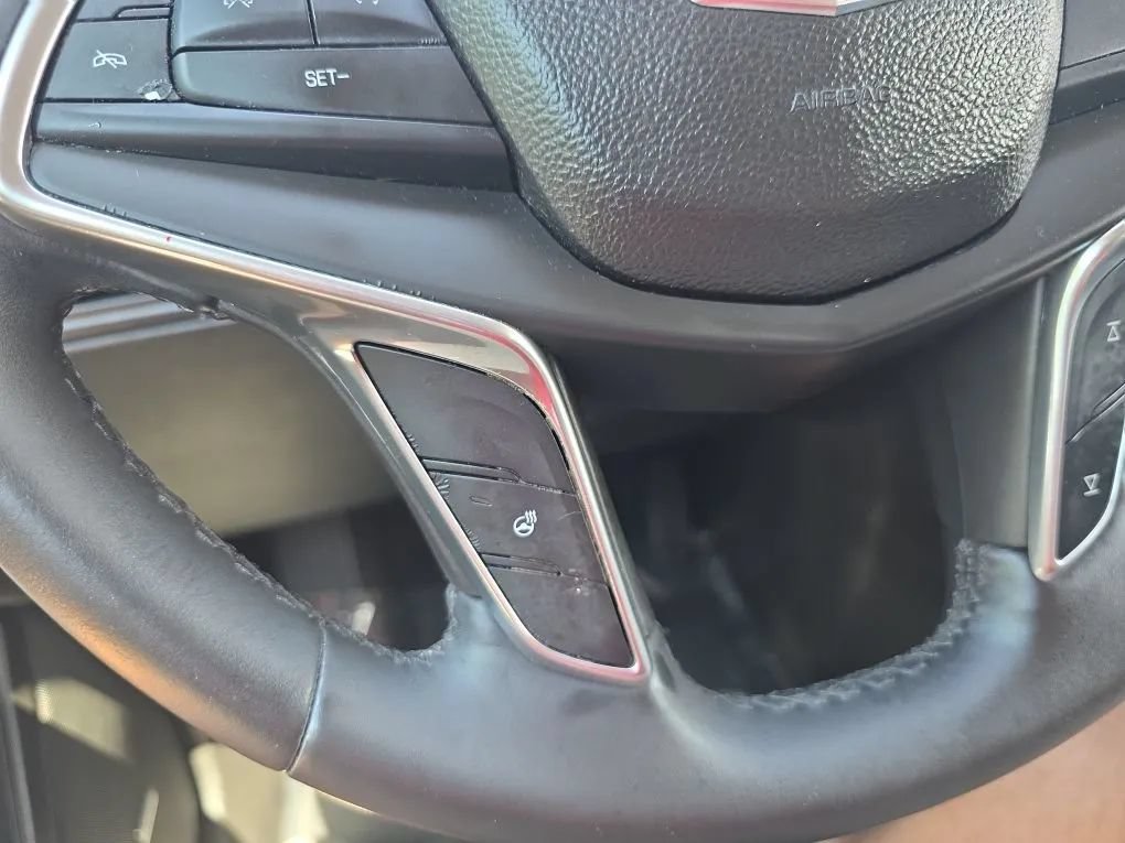 Used 2017 Cadillac XT5 Luxury FWD image 22