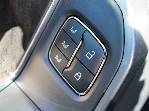 New 2026 Ford F350 Lariat w/ Black Appearance Package image 17