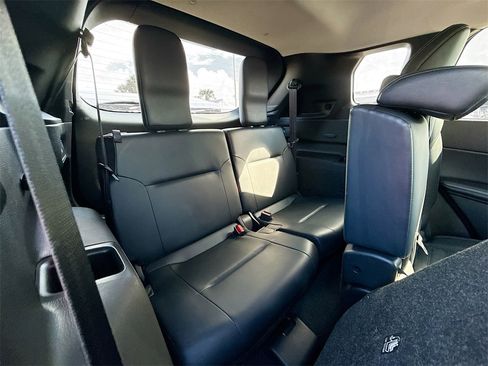 Used 2023 Mitsubishi Outlander SE image 31