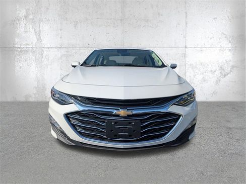 Certified 2024 Chevrolet Malibu LT image 9