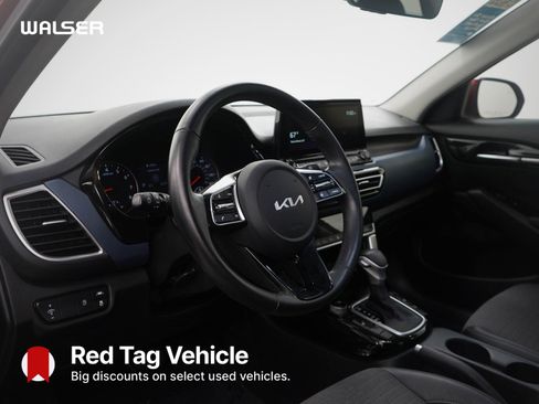Used 2022 Kia Seltos Nightfall Edition AWD/4WD image 16