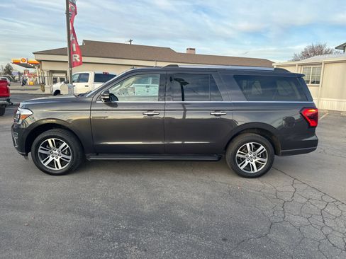 Used 2024 Ford Expedition Max Limited image 2
