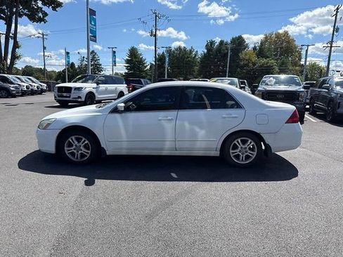 Used 2007 Honda Accord SE image 4