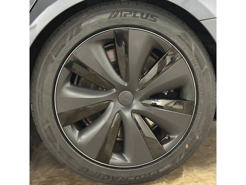 Used 2022 Tesla Model S Standard Range AWD/4WD image 12