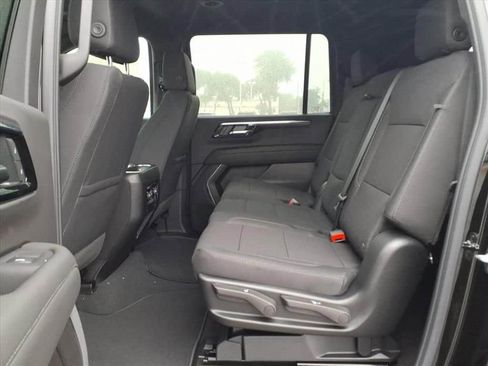 New 2026 Chevrolet Suburban LS RWD image 17
