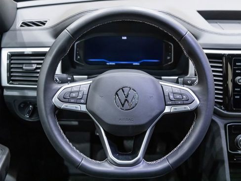 Used 2023 Volkswagen Atlas Cross Sport SE w/ Panoramic Sunroof Package image 15