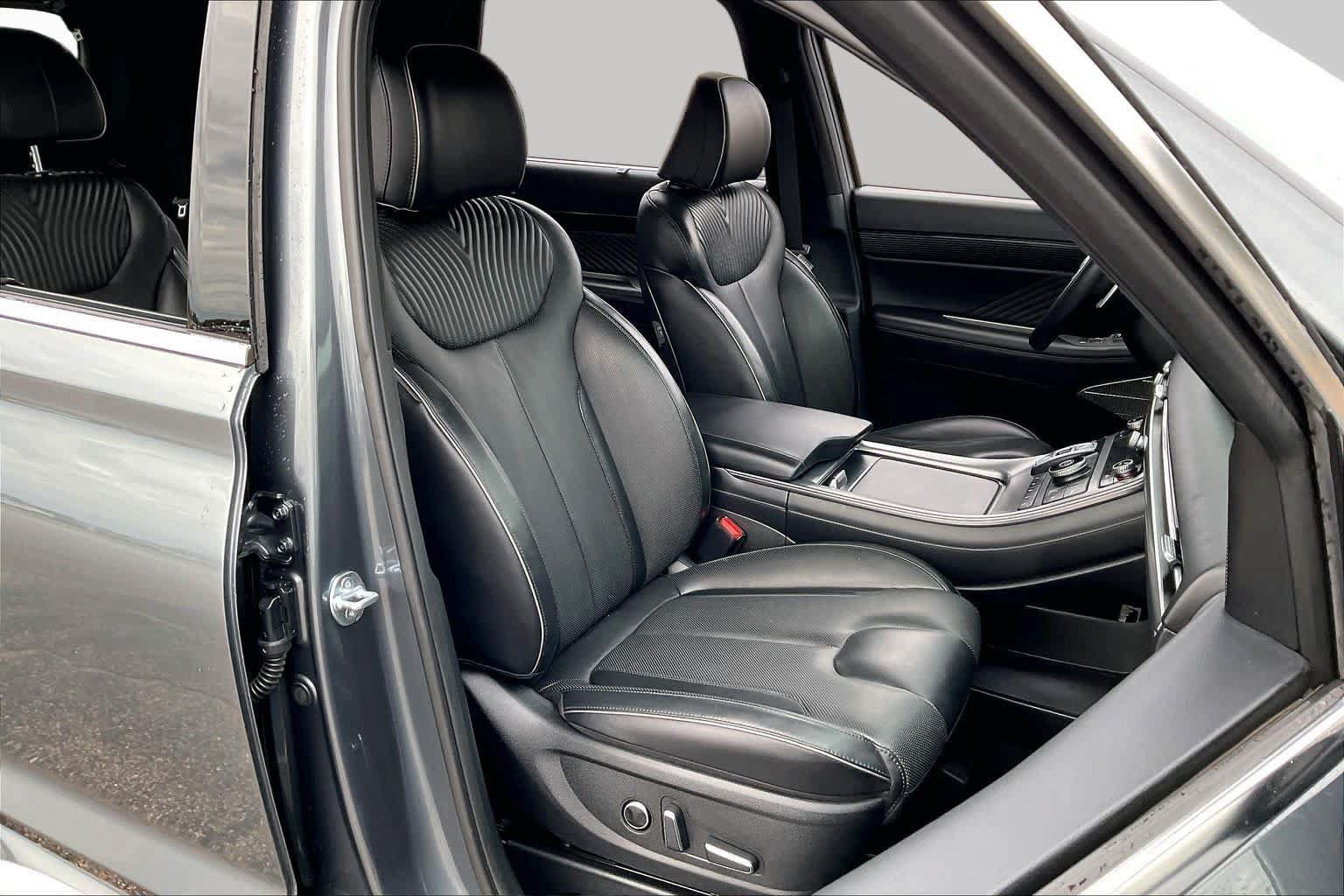 Used 2024 Hyundai Palisade Calligraphy FWD image 9