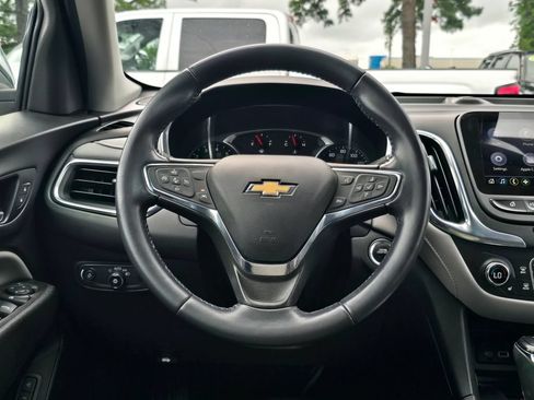 Certified 2021 Chevrolet Equinox Premier w/ LPO, Cargo Package FWD image 13