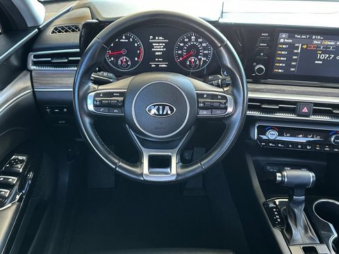 Used 2021 Kia K5 EX FWD image 16