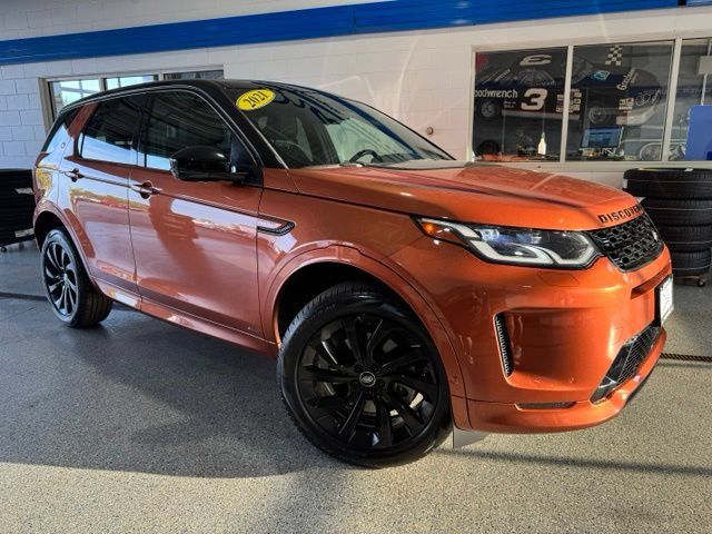 Used 2021 Land Rover Discovery Sport SE R-Dynamic AWD/4WD image 2