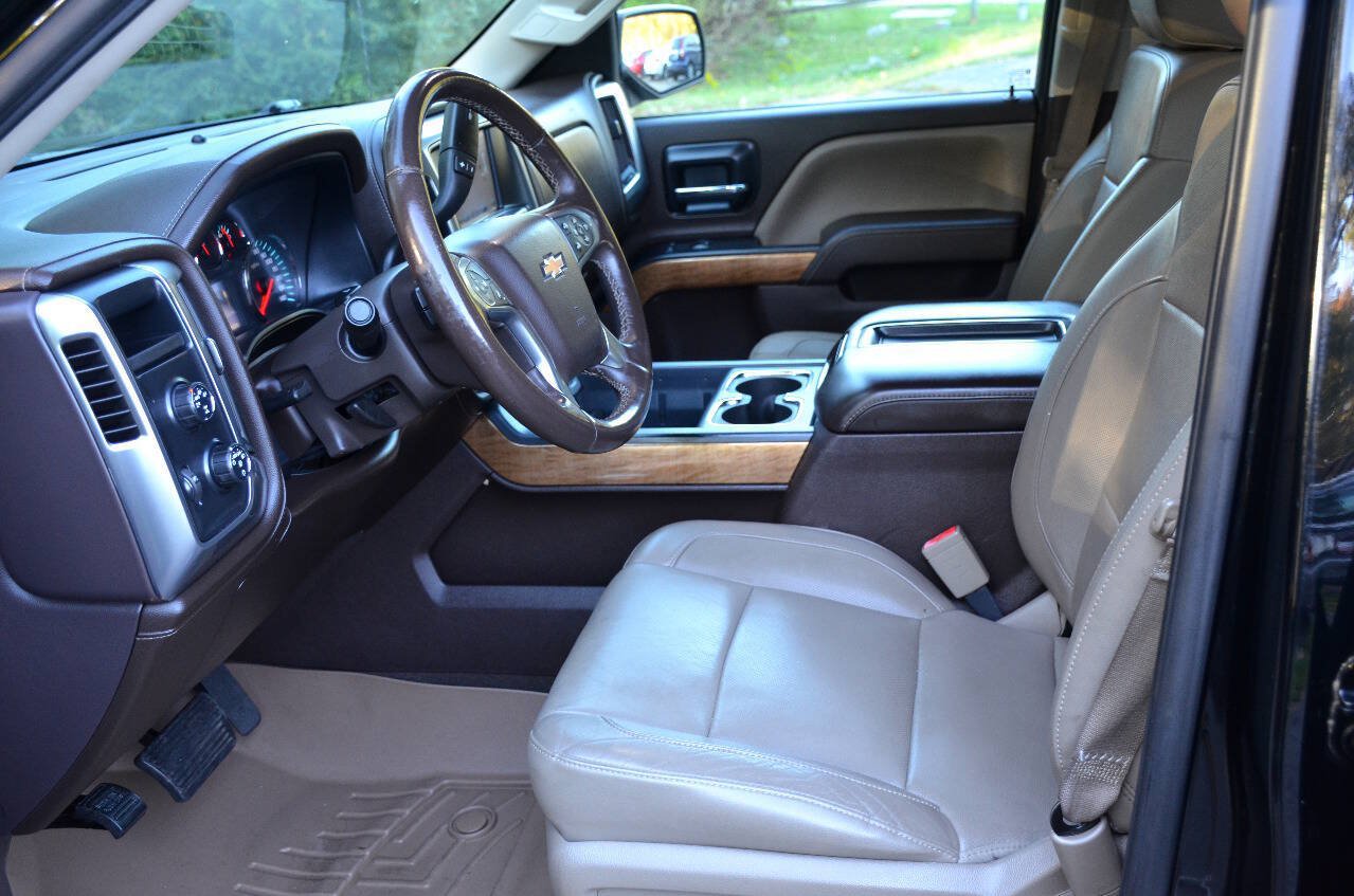 Used 2014 Chevrolet Silverado 1500 LTZ w/ LTZ Plus Package AWD/4WD image 20