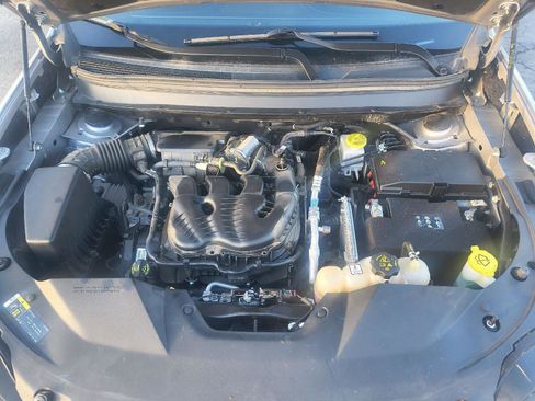 Used 2020 Jeep Cherokee Latitude Plus image 38